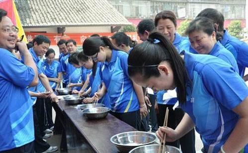 春日绽芳华·巾帼趣运动——三八妇女节户外拓展团建活动策划方案